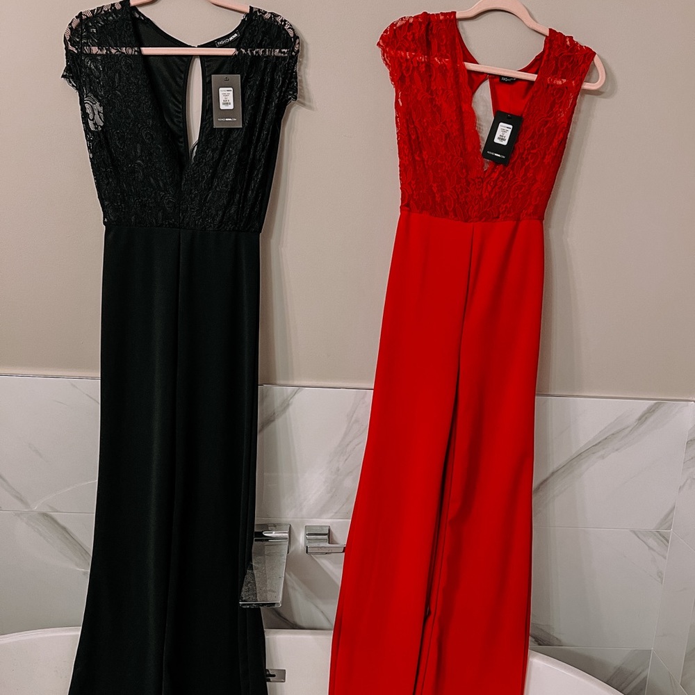 Set of 2 jumpsuits